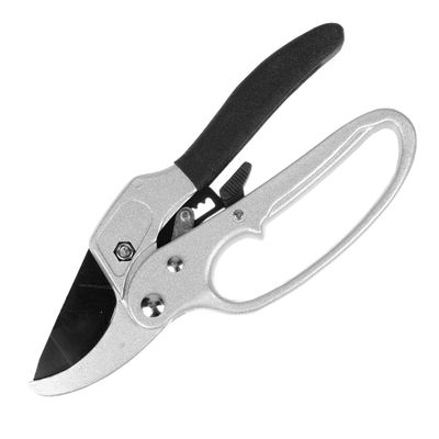 Секатор 200 мм с храповым механизмом `Урожайная сотка` XL801