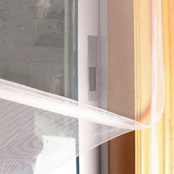 Сетка москитная `PRAKTISCHE` 0,75х2м на окно белая с репейной лентой