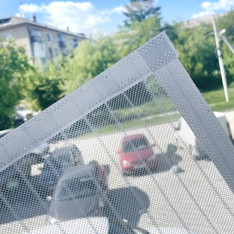 Сетка москитная `PRAKTISCHE` 0,45х2,2м-2штуки для дверного проема с магнитами белая