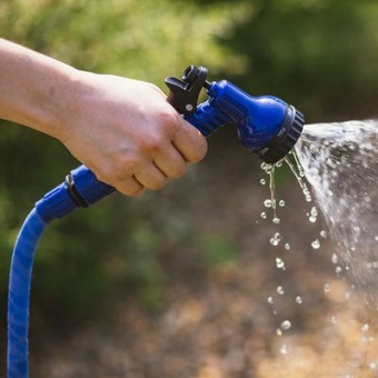 Шланг поливочный растягивающийся`Урожайная сотка` 20,0 м-60,0 м