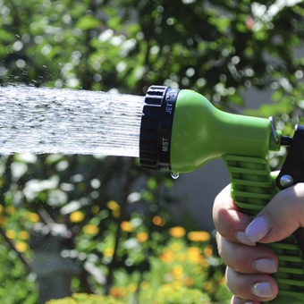 Шланг поливочный растягивающийся `Урожайная сотка Эксперт` 7,5 м-22,5 м